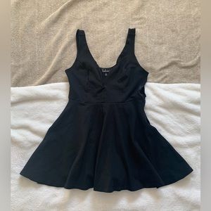 M Lulus little black dress